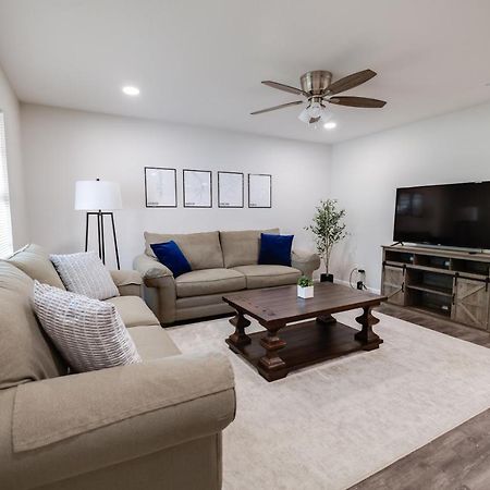 Trailside Townhouse - Close To Downtown & Bike Trails Bentonville Buitenkant foto