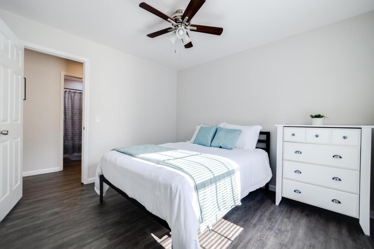 Trailside Townhouse - Close To Downtown & Bike Trails Bentonville Buitenkant foto