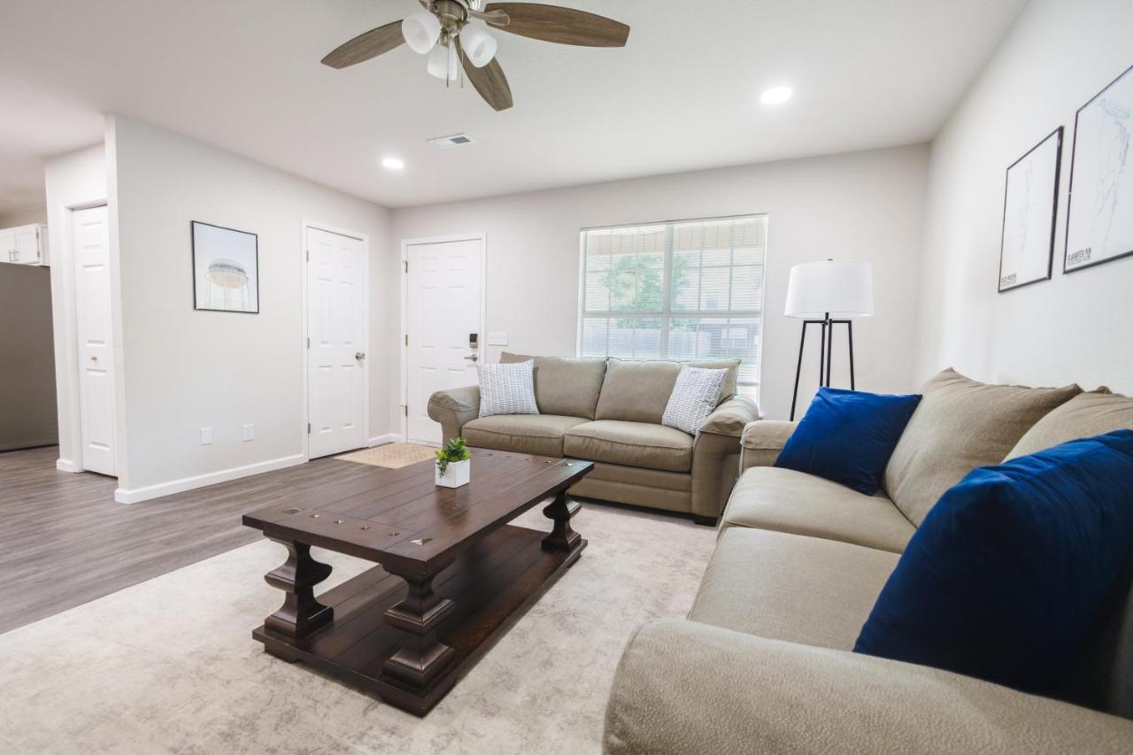 Trailside Townhouse - Close To Downtown & Bike Trails Bentonville Buitenkant foto